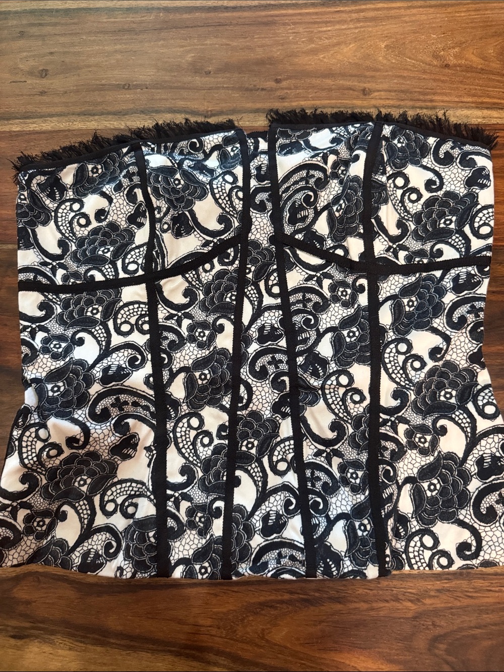 White House Black Market Black and White Lace-Patterned corset. Size 8